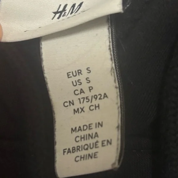 H&M Black Hoodie with Multicolor Scenic Graphic - Picture 3 of 3